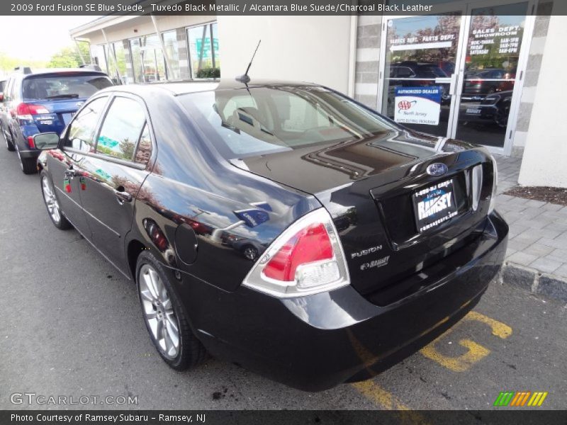 Tuxedo Black Metallic / Alcantara Blue Suede/Charcoal Black Leather 2009 Ford Fusion SE Blue Suede