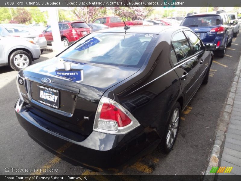 Tuxedo Black Metallic / Alcantara Blue Suede/Charcoal Black Leather 2009 Ford Fusion SE Blue Suede
