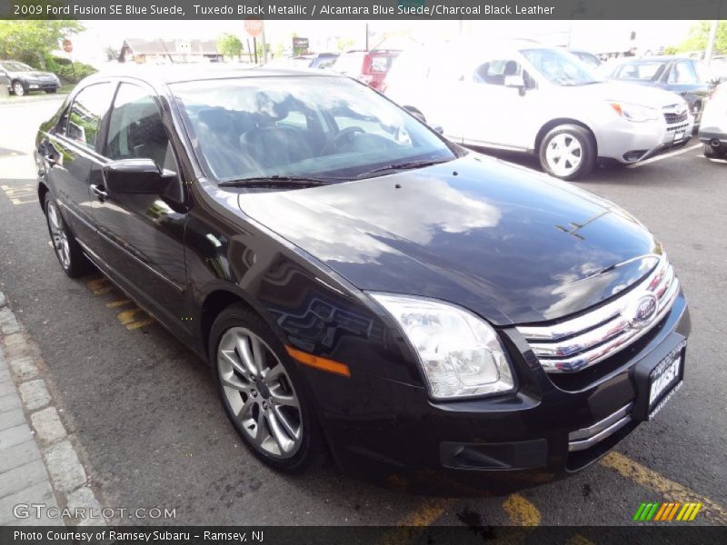 Tuxedo Black Metallic / Alcantara Blue Suede/Charcoal Black Leather 2009 Ford Fusion SE Blue Suede