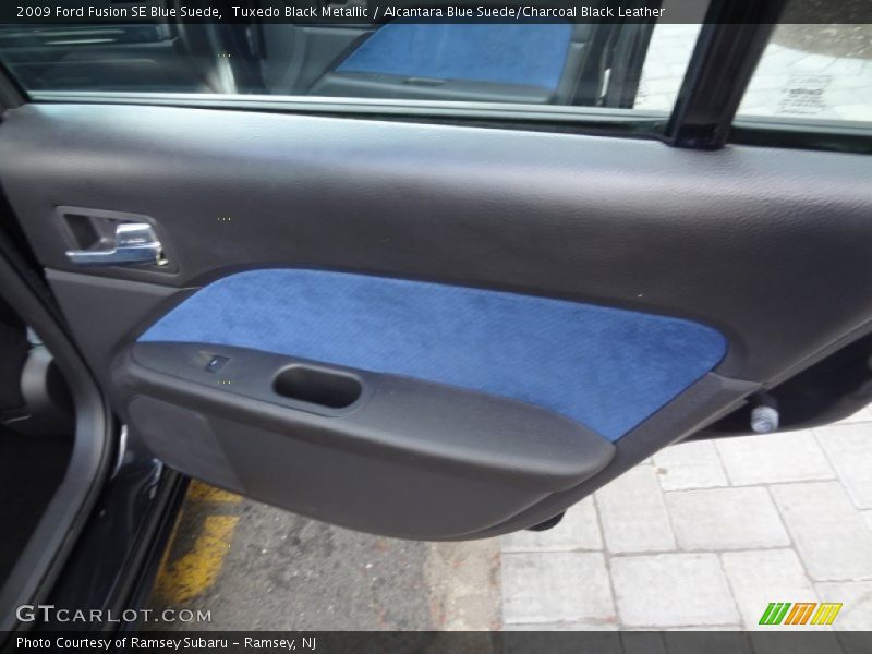 Tuxedo Black Metallic / Alcantara Blue Suede/Charcoal Black Leather 2009 Ford Fusion SE Blue Suede