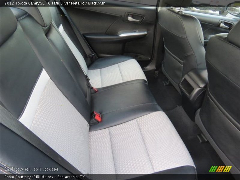 Classic Silver Metallic / Black/Ash 2012 Toyota Camry SE