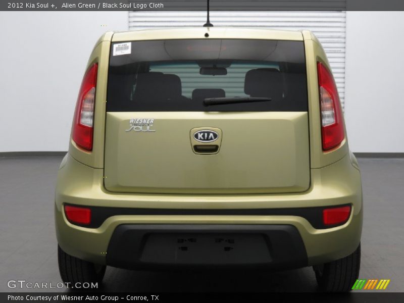 Alien Green / Black Soul Logo Cloth 2012 Kia Soul +