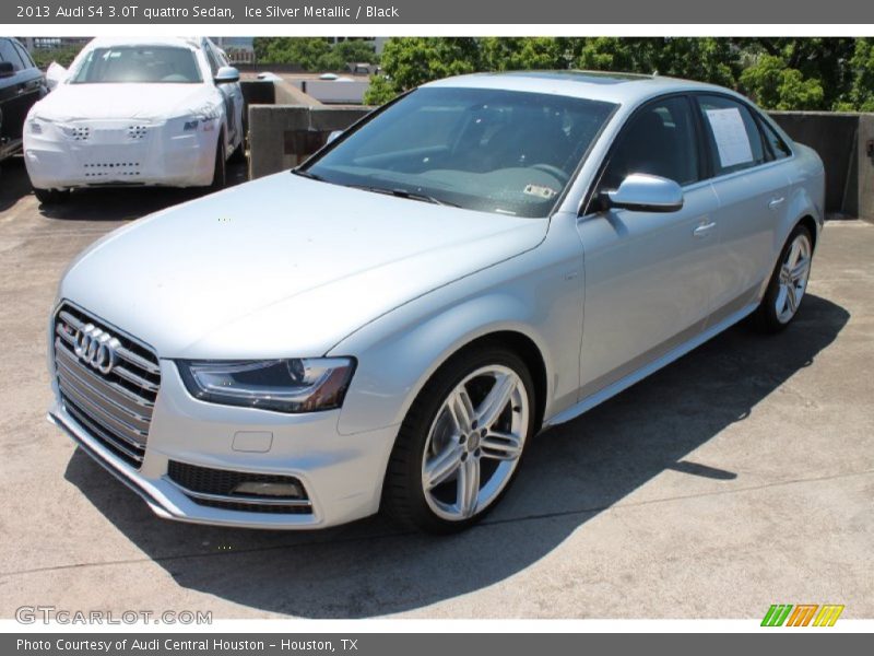 Front 3/4 View of 2013 S4 3.0T quattro Sedan