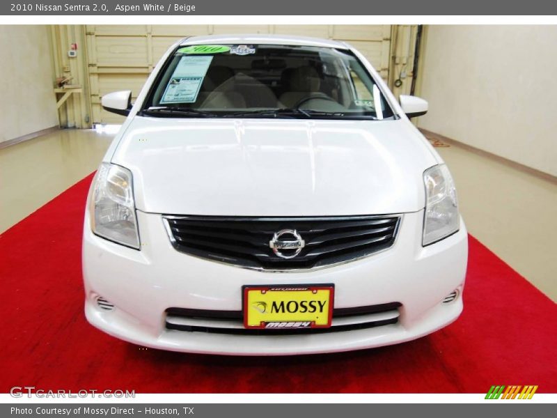 Aspen White / Beige 2010 Nissan Sentra 2.0