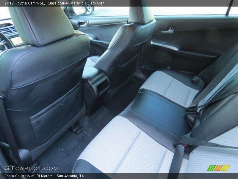 Classic Silver Metallic / Black/Ash 2012 Toyota Camry SE