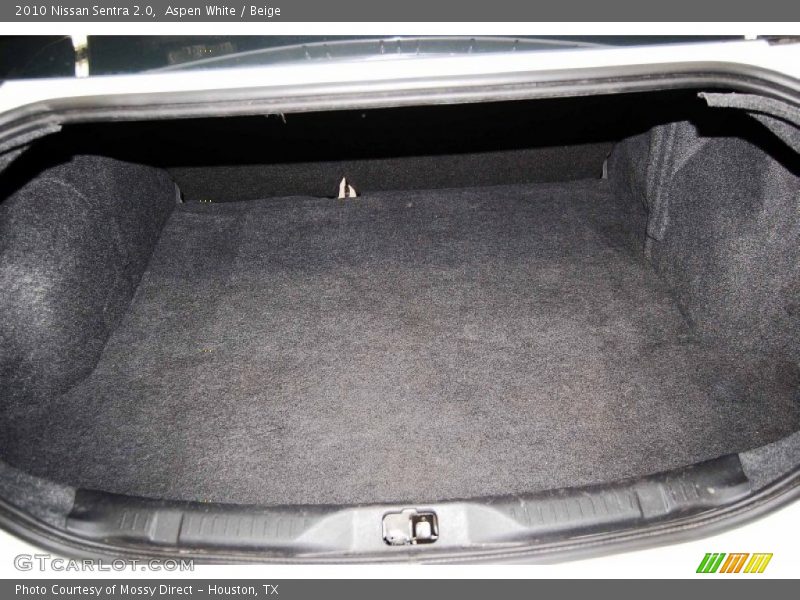 Aspen White / Beige 2010 Nissan Sentra 2.0