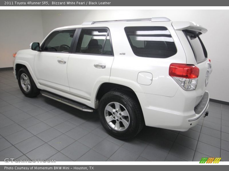 Blizzard White Pearl / Black Leather 2011 Toyota 4Runner SR5