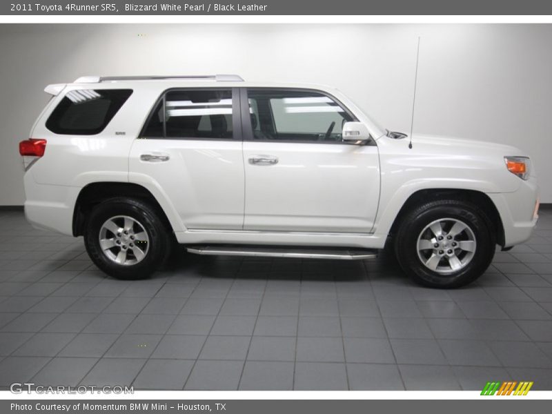 Blizzard White Pearl / Black Leather 2011 Toyota 4Runner SR5