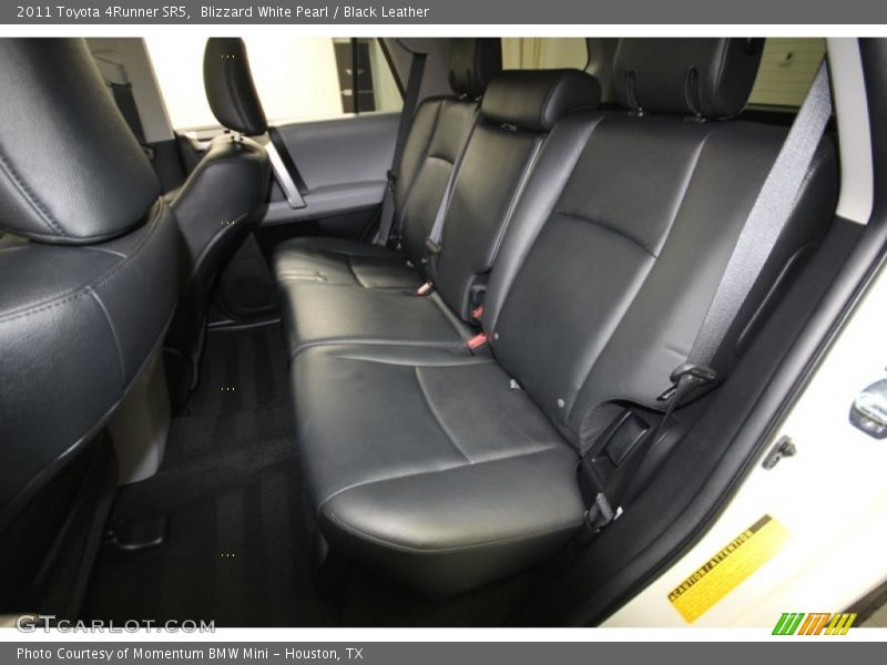 Blizzard White Pearl / Black Leather 2011 Toyota 4Runner SR5