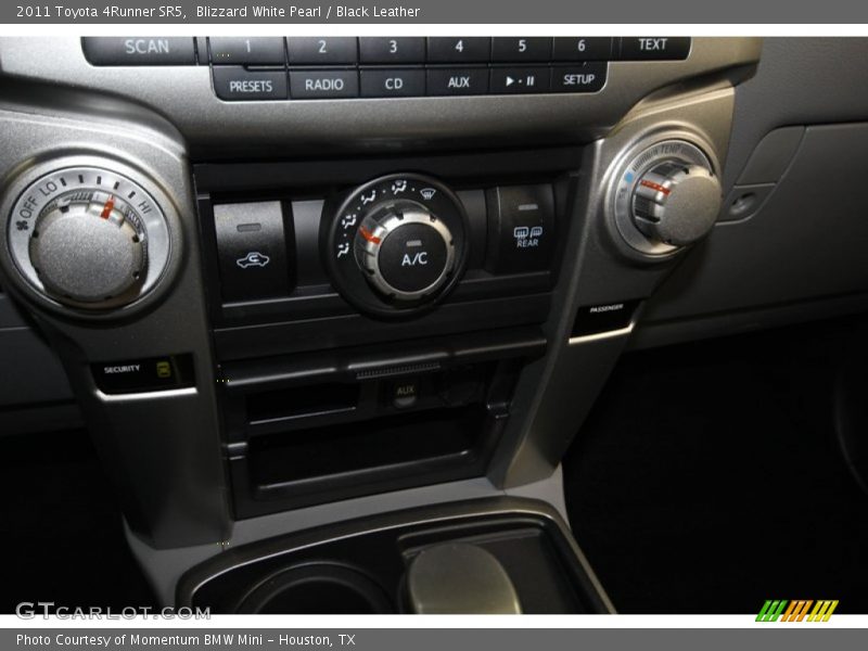 Blizzard White Pearl / Black Leather 2011 Toyota 4Runner SR5
