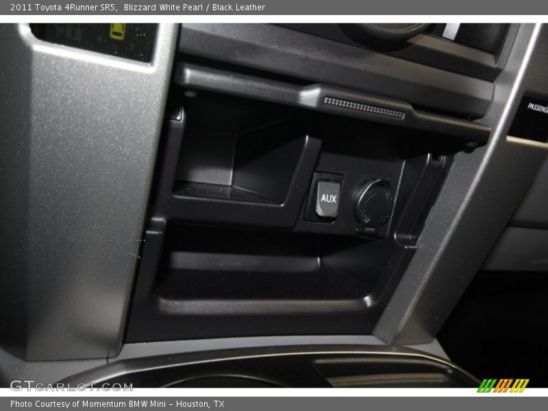 Blizzard White Pearl / Black Leather 2011 Toyota 4Runner SR5