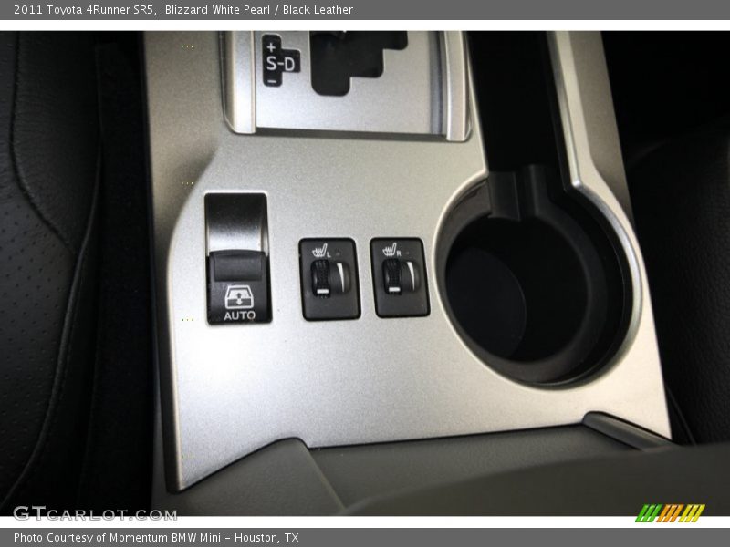 Blizzard White Pearl / Black Leather 2011 Toyota 4Runner SR5