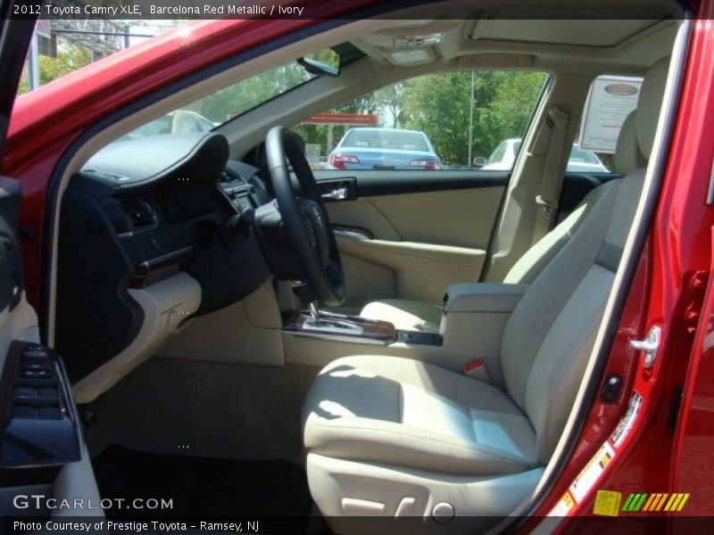 Barcelona Red Metallic / Ivory 2012 Toyota Camry XLE