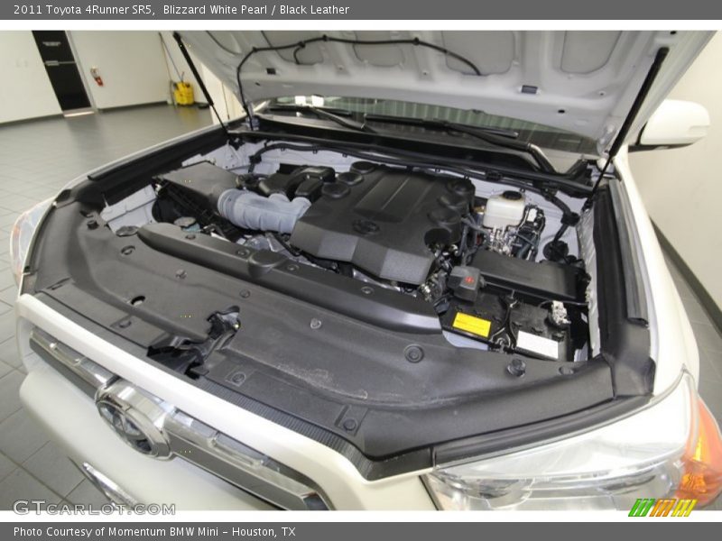 Blizzard White Pearl / Black Leather 2011 Toyota 4Runner SR5