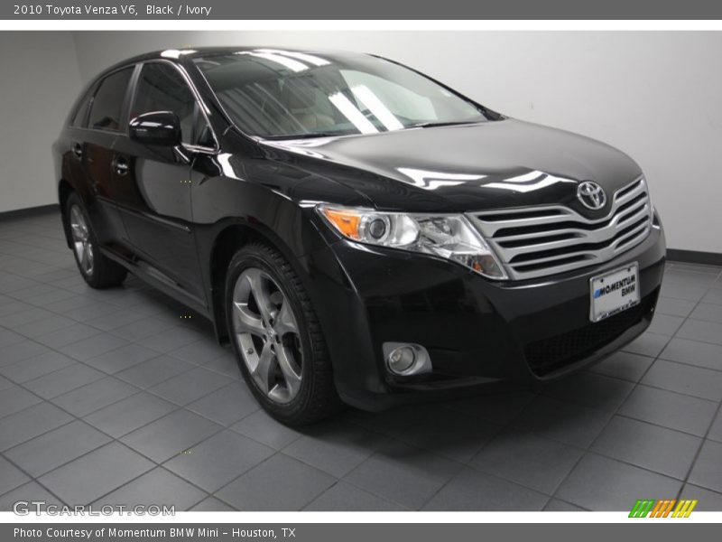 Black / Ivory 2010 Toyota Venza V6