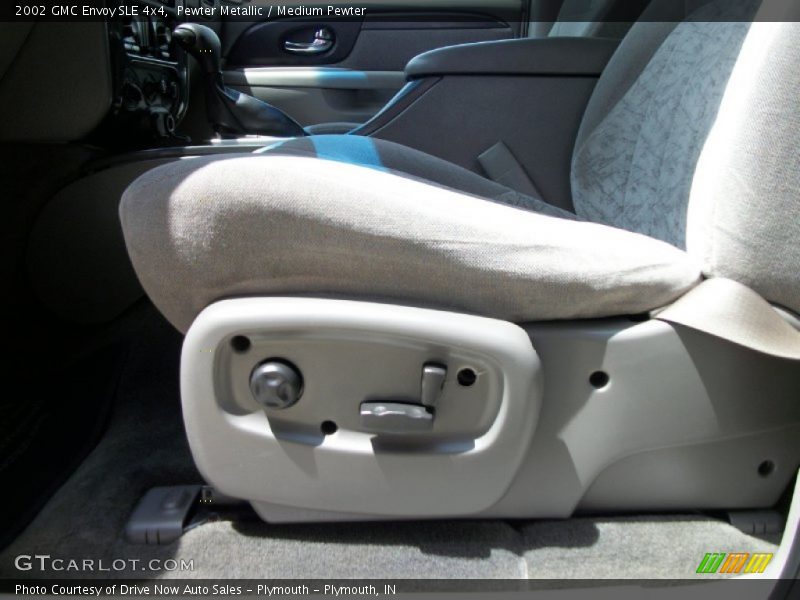 Pewter Metallic / Medium Pewter 2002 GMC Envoy SLE 4x4