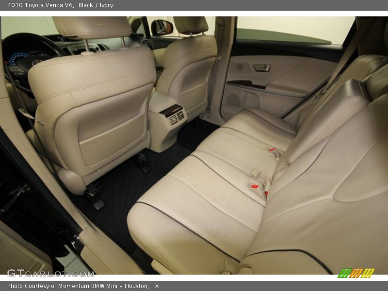 Black / Ivory 2010 Toyota Venza V6