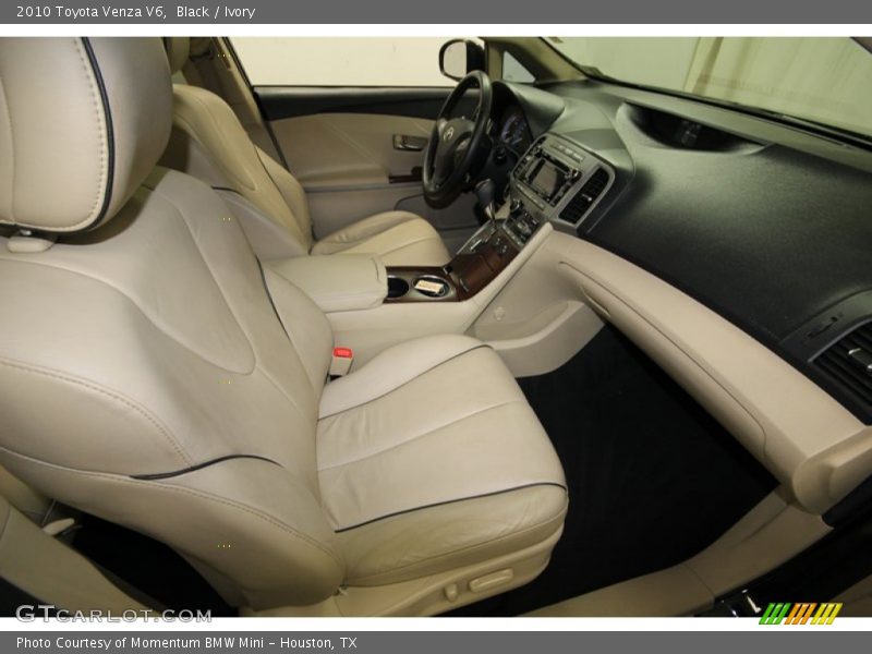 Black / Ivory 2010 Toyota Venza V6