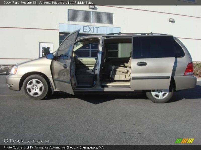 Arizona Beige Metallic / Pebble Beige 2004 Ford Freestar SE