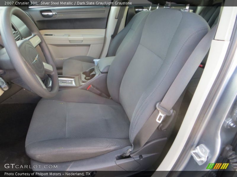 Front Seat of 2007 300 