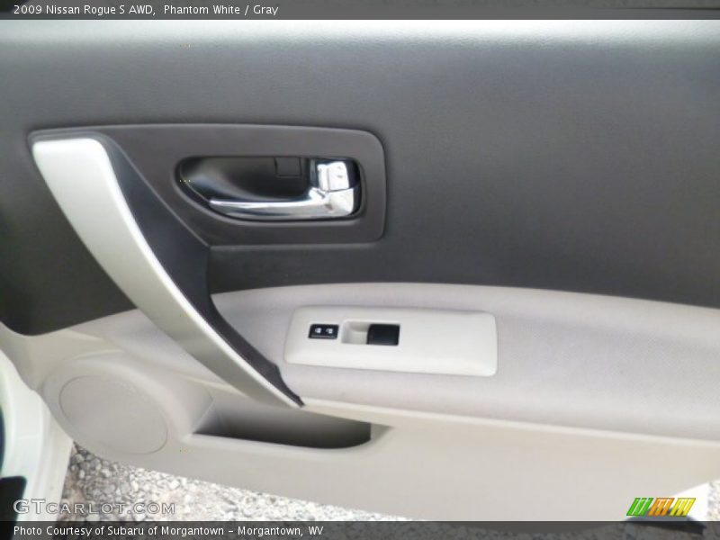 Phantom White / Gray 2009 Nissan Rogue S AWD