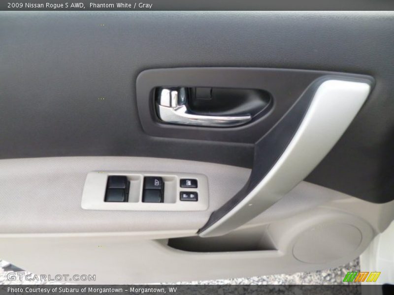 Phantom White / Gray 2009 Nissan Rogue S AWD