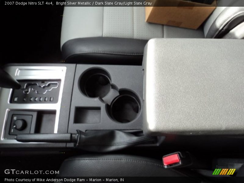 Bright Silver Metallic / Dark Slate Gray/Light Slate Gray 2007 Dodge Nitro SLT 4x4
