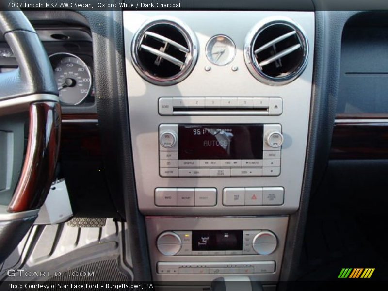 Oxford White / Dark Charcoal 2007 Lincoln MKZ AWD Sedan