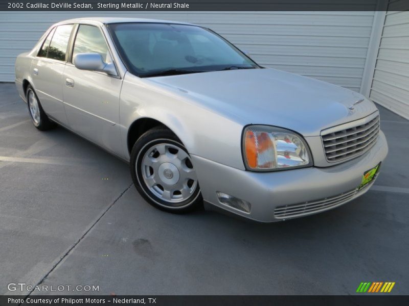 Sterling Metallic / Neutral Shale 2002 Cadillac DeVille Sedan