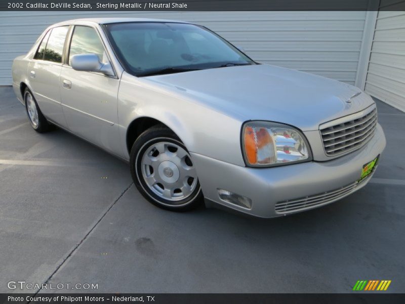Sterling Metallic / Neutral Shale 2002 Cadillac DeVille Sedan