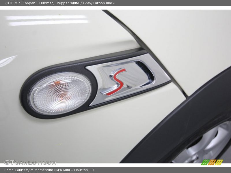 Pepper White / Grey/Carbon Black 2010 Mini Cooper S Clubman