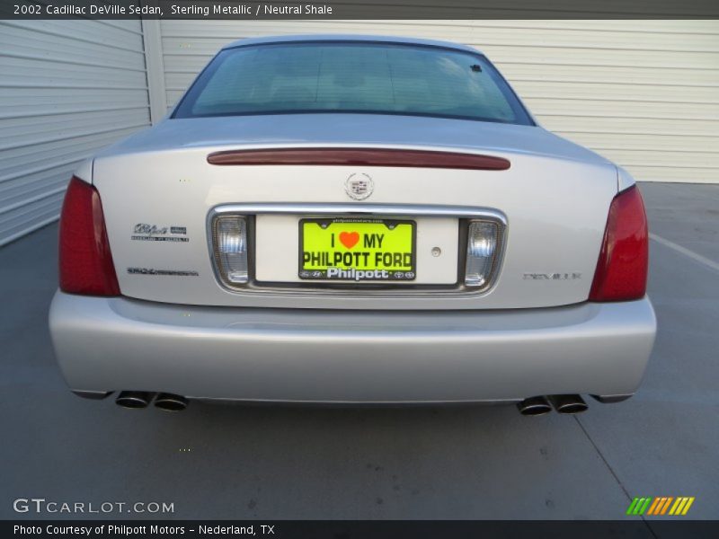 Sterling Metallic / Neutral Shale 2002 Cadillac DeVille Sedan