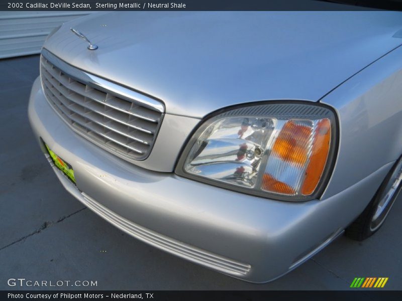 Sterling Metallic / Neutral Shale 2002 Cadillac DeVille Sedan