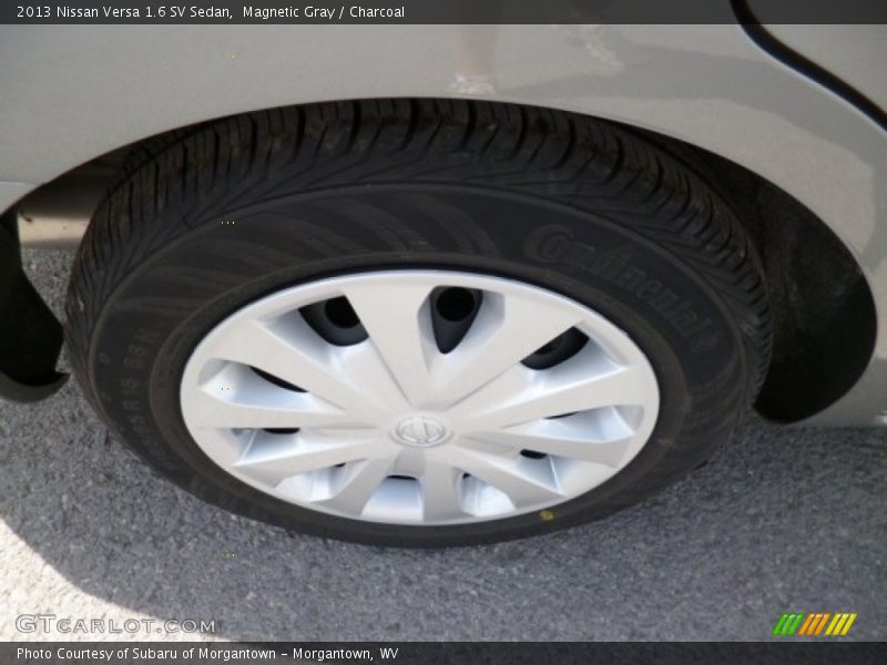 Magnetic Gray / Charcoal 2013 Nissan Versa 1.6 SV Sedan