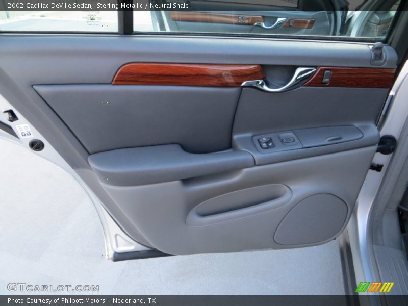 Sterling Metallic / Neutral Shale 2002 Cadillac DeVille Sedan