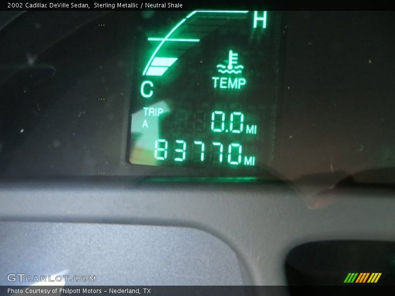 Sterling Metallic / Neutral Shale 2002 Cadillac DeVille Sedan