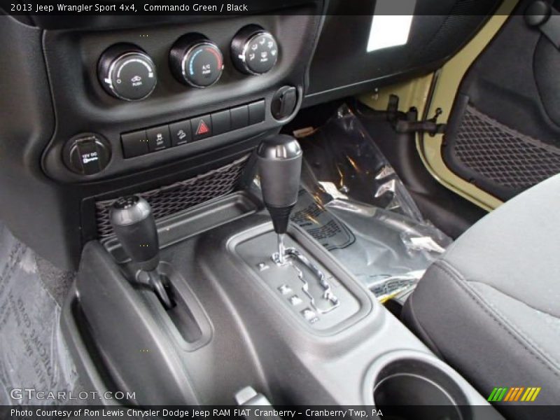 Commando Green / Black 2013 Jeep Wrangler Sport 4x4