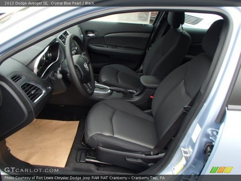  2013 Avenger SE Black Interior