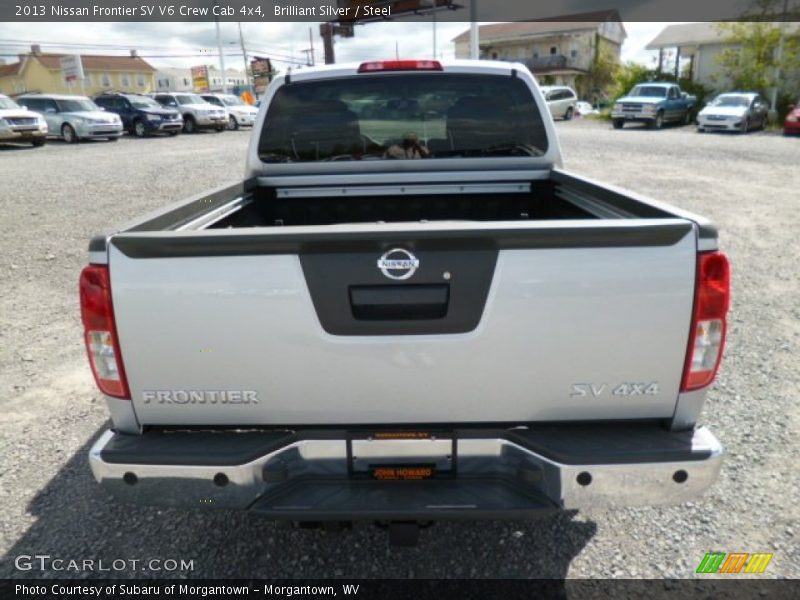 Brilliant Silver / Steel 2013 Nissan Frontier SV V6 Crew Cab 4x4