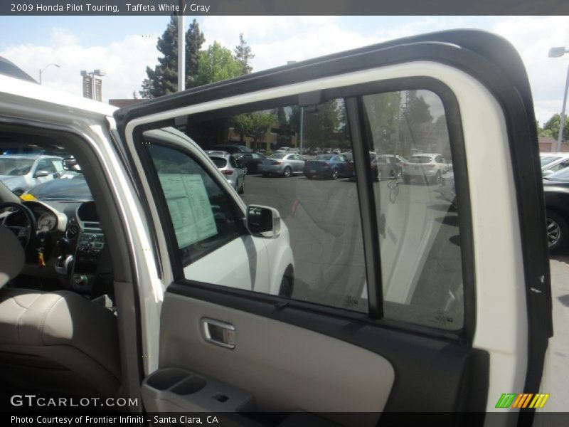 Taffeta White / Gray 2009 Honda Pilot Touring