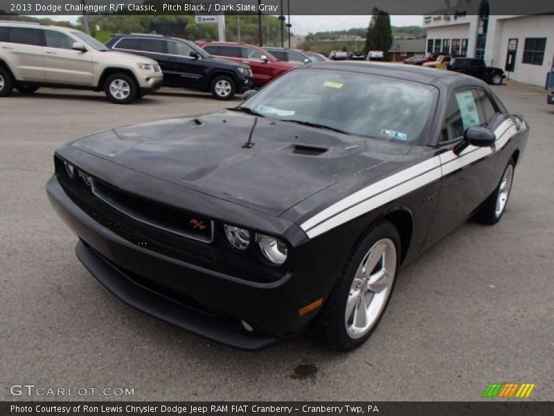 Pitch Black / Dark Slate Gray 2013 Dodge Challenger R/T Classic