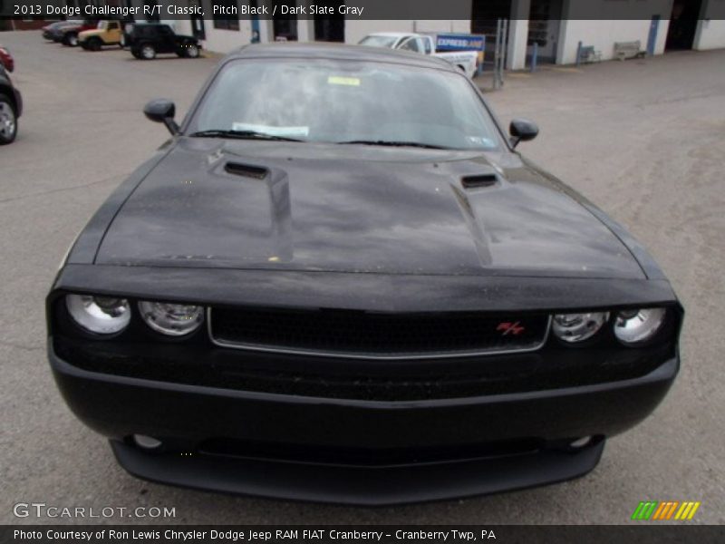 Pitch Black / Dark Slate Gray 2013 Dodge Challenger R/T Classic
