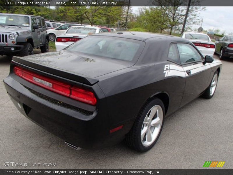 Pitch Black / Dark Slate Gray 2013 Dodge Challenger R/T Classic