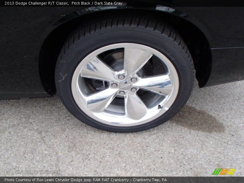 Pitch Black / Dark Slate Gray 2013 Dodge Challenger R/T Classic