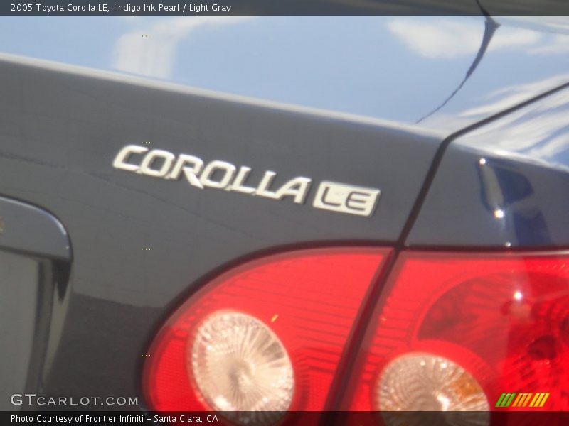 Indigo Ink Pearl / Light Gray 2005 Toyota Corolla LE