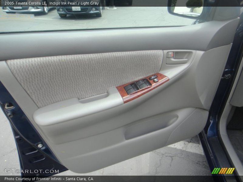 Indigo Ink Pearl / Light Gray 2005 Toyota Corolla LE