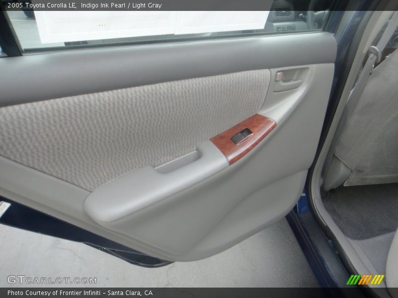 Indigo Ink Pearl / Light Gray 2005 Toyota Corolla LE