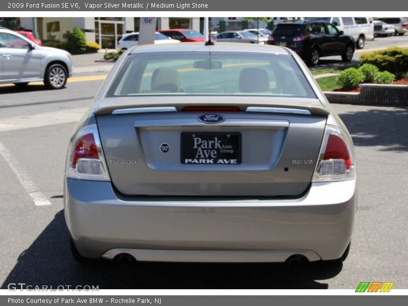 Vapor Silver Metallic / Medium Light Stone 2009 Ford Fusion SE V6