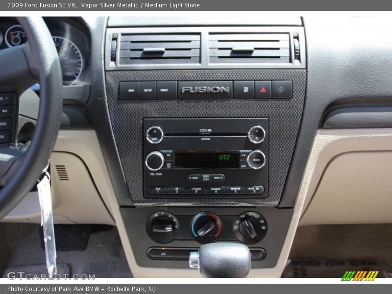 Vapor Silver Metallic / Medium Light Stone 2009 Ford Fusion SE V6
