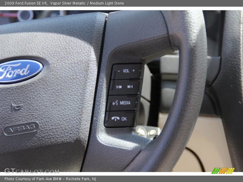 Vapor Silver Metallic / Medium Light Stone 2009 Ford Fusion SE V6
